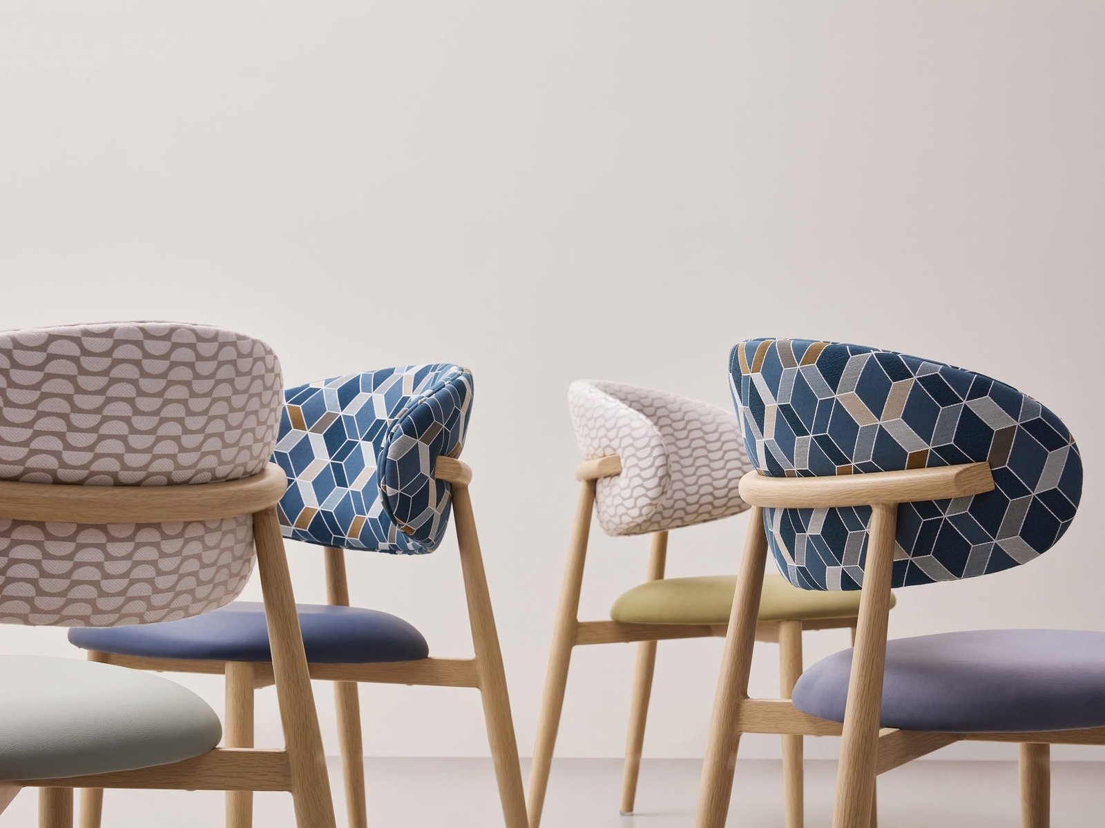 Commercial hospitality furniture, Hospitality Furniture, Aluminium Furniture